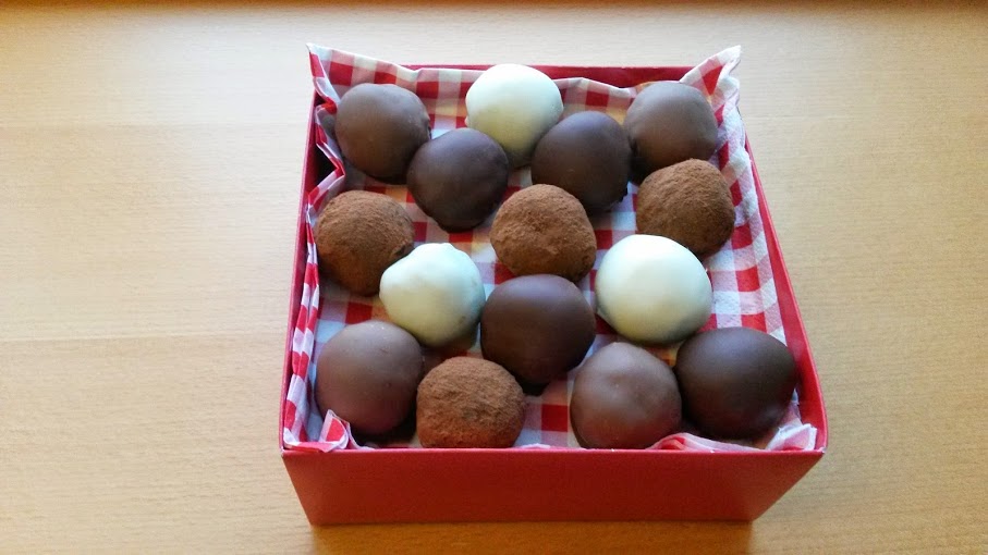 Peanut Butter & Chocolate Truffles